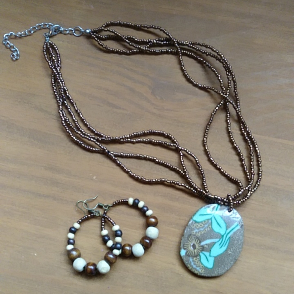 Vintage necklace and earrings